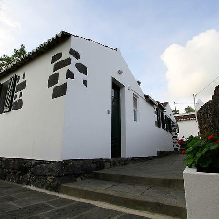 Monserrate - Galera Cottage Caloura Kültér fotó